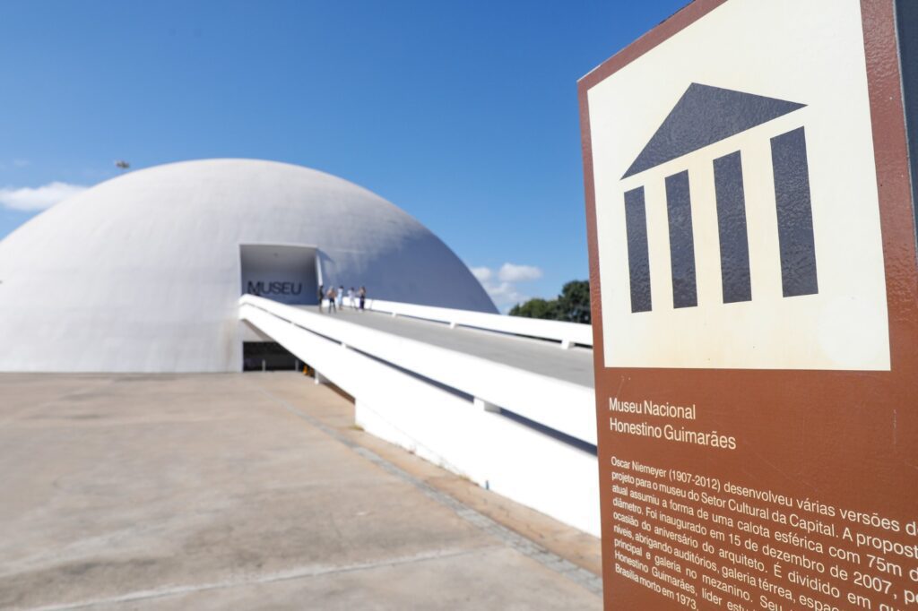 Museu de Arte de Brasília - Foto Lucio Bernardo