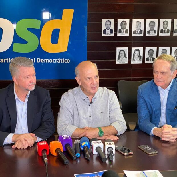 Pitiman, Arruda e Paulo Octávio crédito ASCOM/PSD